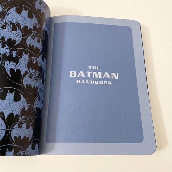 2005 The Batman Handbook The Ultimate Training Manual By Scott Beatty - Picture 9 of 16